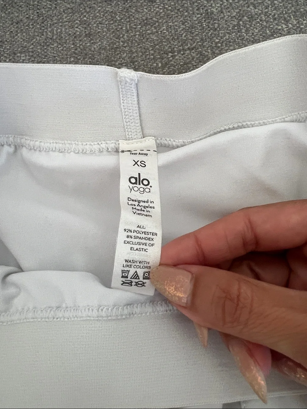 ALO Yoga White Pleated XS Skirt w/ shorts